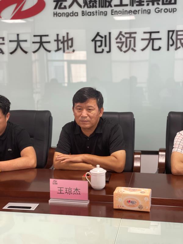 王琼杰.jpg 王琼杰.jpg