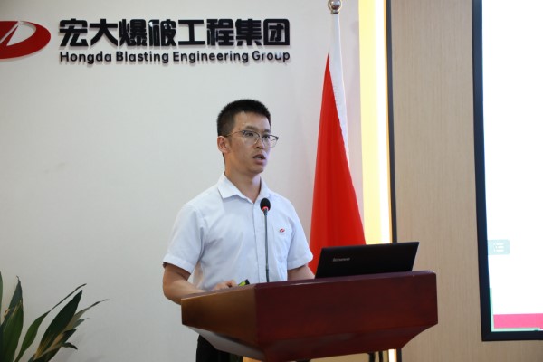 D02A4304 (自定义).JPG